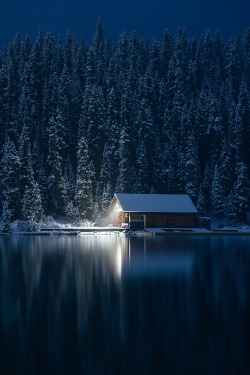 Ponderation:  Cabin By The Lake By Steve Alkok  