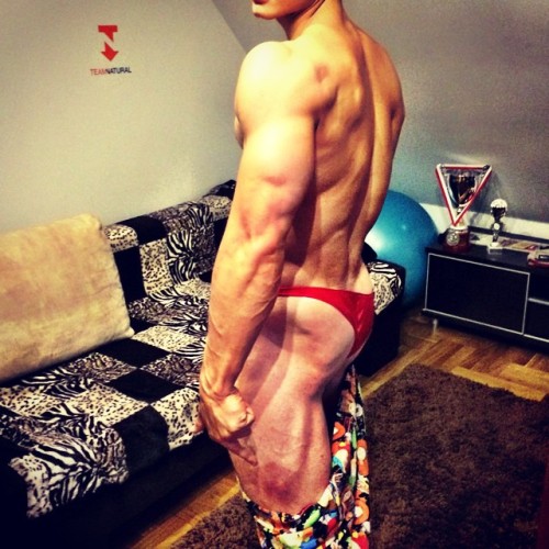 beautifulyoungmuscle:  Mariusz Czerniewicz adult photos