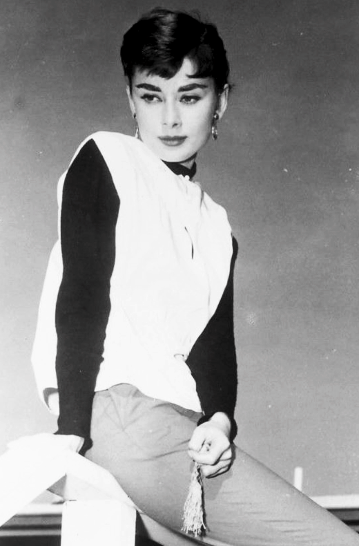 missingaudrey:&ldquo;Love does not terrify me, but the going away of it does.