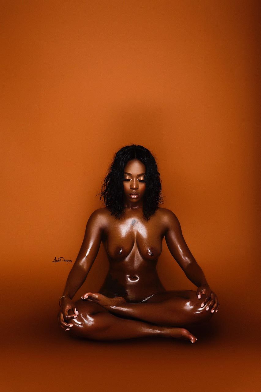 wiggzpicks:Asha Monet: Clockwork Orange – Alcole Studios