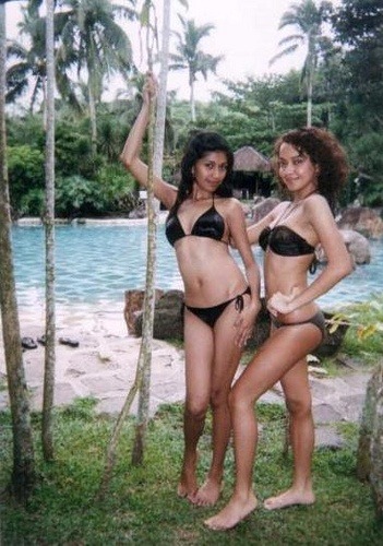 pinaybabesnow:Two sexy Filipina teens in black bikinis… Watch Sexy Babes Porn Videos here: ht