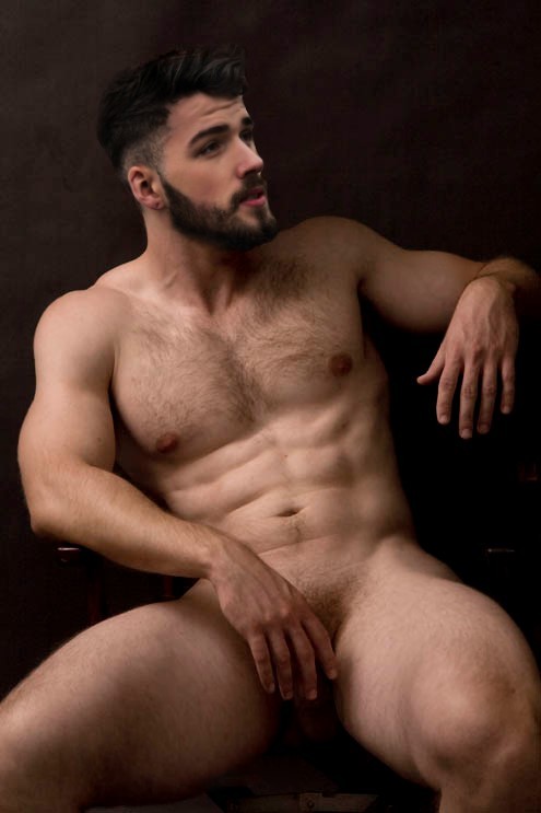 hairyturkishgaymachos:  HANDSOME MANLY MAN