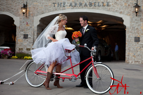 inspiredandconnected:  tandem biking is the best! kentmeireisphotography