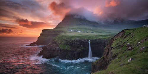 te5seract:  ‘Falls Under Fire’ - Mulafossur Waterfall, Faroe Islands  ‘Senses Alight’ - Mullafossar 