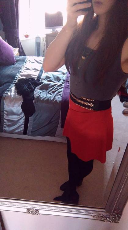 smcgar40: nikkidoesclothes: New skirt/top!Seriously think this is my new favorite outfit, just so go