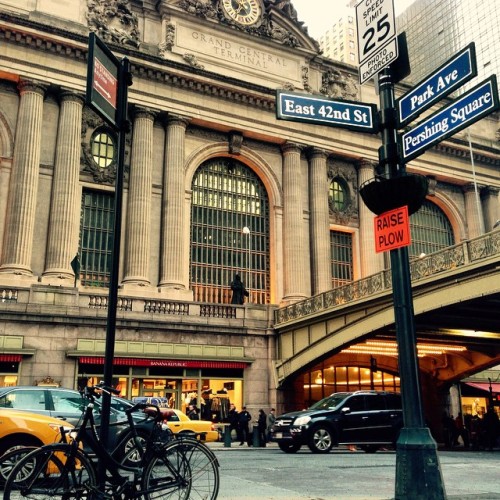wheredoyoutravel:  Central terminal station, lovely building inside and out 💛tagram http://ift.tt/1MVf2i6