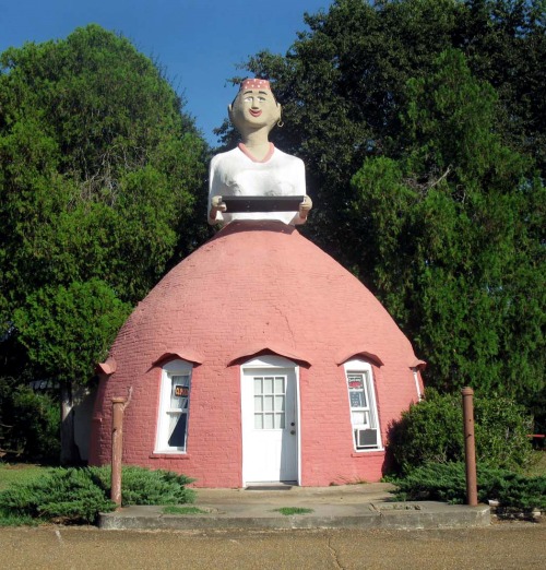 Mammy’s Cupboard, best pies in Mississippi