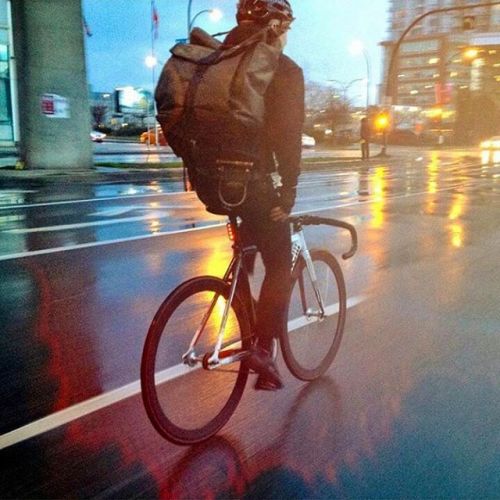 estrangedadventurer: #repost from @21ninjas killer shot mashing in the rain check him out. #cycling