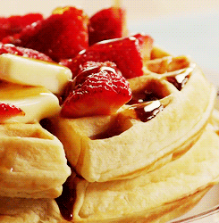foodgiflickyourscreen:  Yummy! 