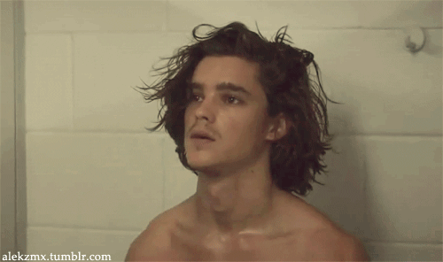 alekzmx:  gorgeous actor Brenton Thwaites showing his butt for a strip search scene