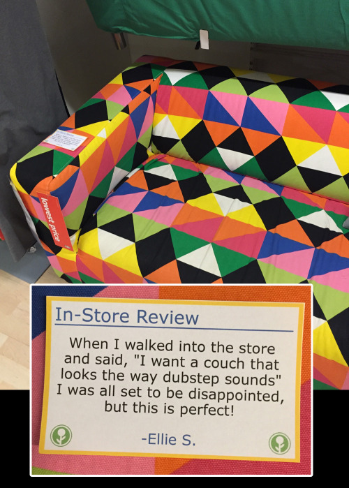 wilwheaton:  Brilliant. More if you click through.   Best in-store reviews ever <3