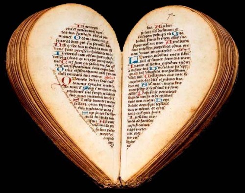 erikkwakkel:  damienkempf:  We know of only a few examples of heart-shaped Books of Hours, all datin