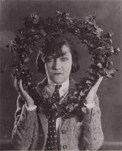 Photograph from Gloria Swanson, by Richard