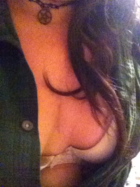 whore&ndash;moanss:  I really liked my lips and outfit today. My hair and my