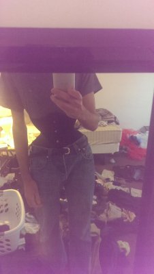 clevelandpuppy2015:  Here’s one last hurrah for the old phone, though.   Which is more shocking, my waist or that messy bedroom? *wags* 