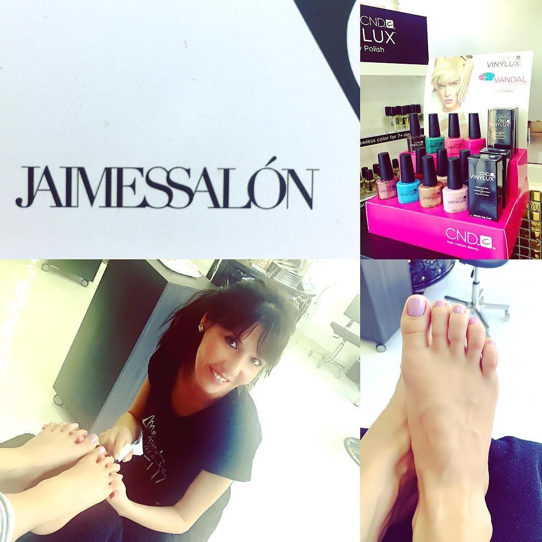 Hoy como una reina 👸🏽 Spa pedicura Hecho x @silvinsss lo mejor siempre en @jaimessalon