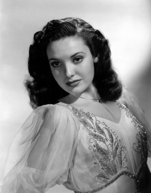 allthroughthenightb:Linda Darnell.