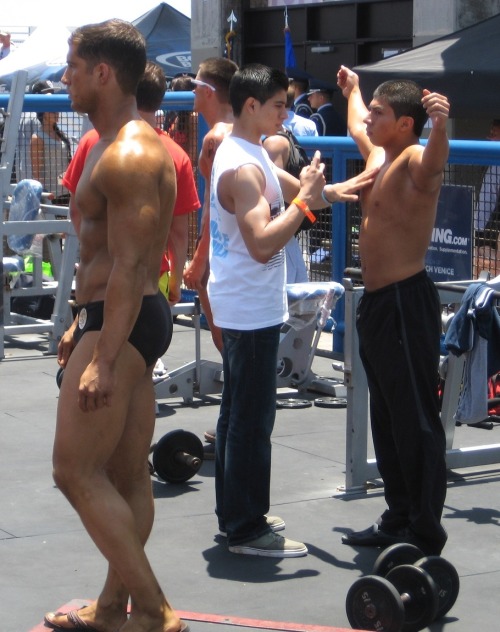 insidethelockerroom:  Random shots at the Muscle Beach bodybuilding show.