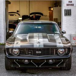 musclecardefinition:    Pro Touring ‘69 Camaro SS  
