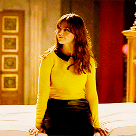 justclaraoswald:Clara’s Outfits: 28/?