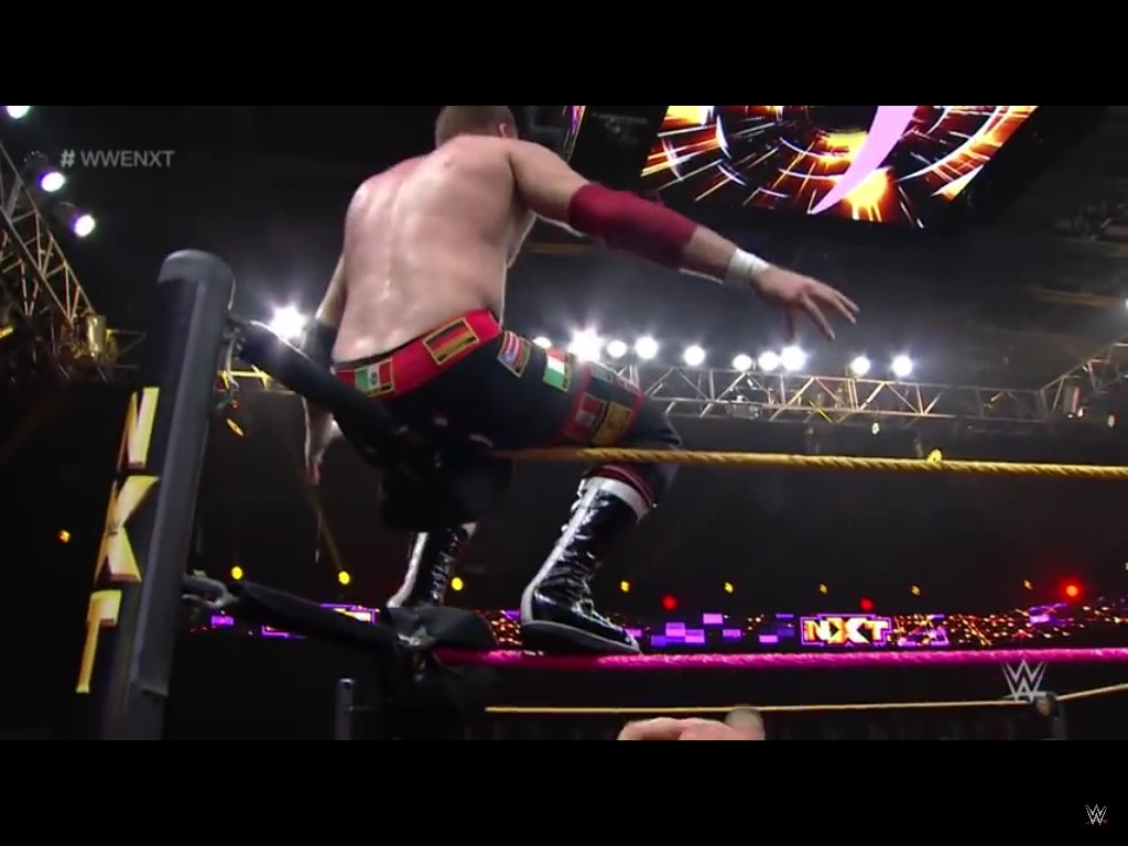 rwfan11:  Sami zayn buttcrack