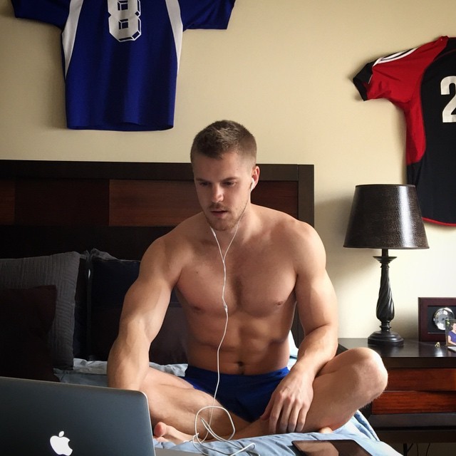 wowcocks:  Wanna be sucked and fucked all day. http://wowcocks.tumblr.com and http://wowabs.tumblr.com