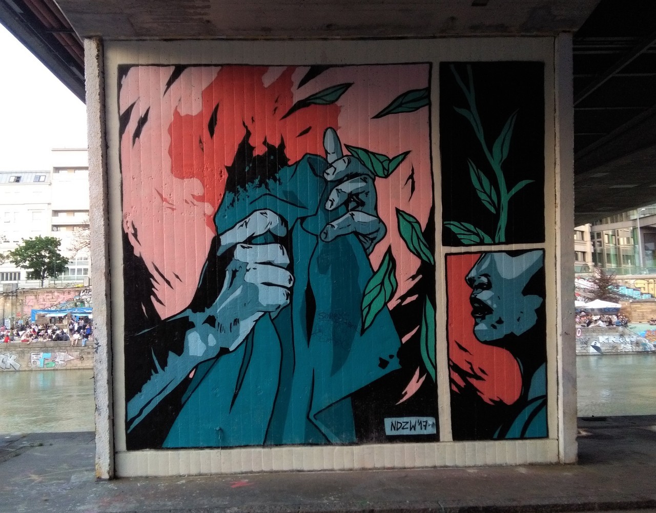 “Order/ Burning the blanket”
Mural by NDZW at Wien, Donaukanal.