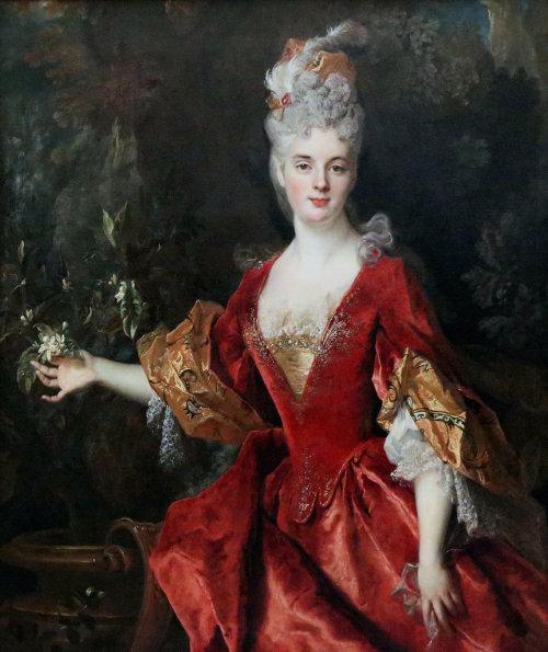 history-of-fashion:1701-1711 Nicolas de Largilliere - Jeanne-Elisabeth de Beauharnais