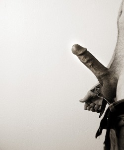 serviceorientedsub:  Exquisite portrait of a GODCOCK see the MEN i worship: http://serviceorientedsub.tumblr.com/