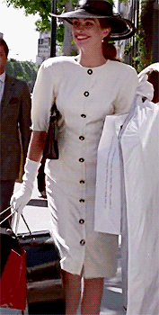 dianasofthemyscira:Outfits Julia Roberts wore in Pretty Woman (1990)