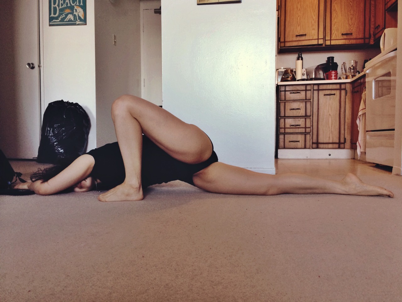 kickmyassintofitness:   April Intentions Challenge April 19th: Lizard (Utthan Pristhasana) 