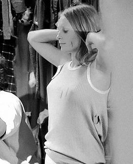 Marilyn Burns Behind The Scenes Of The Texas Chainsaw Massacre, 1974.