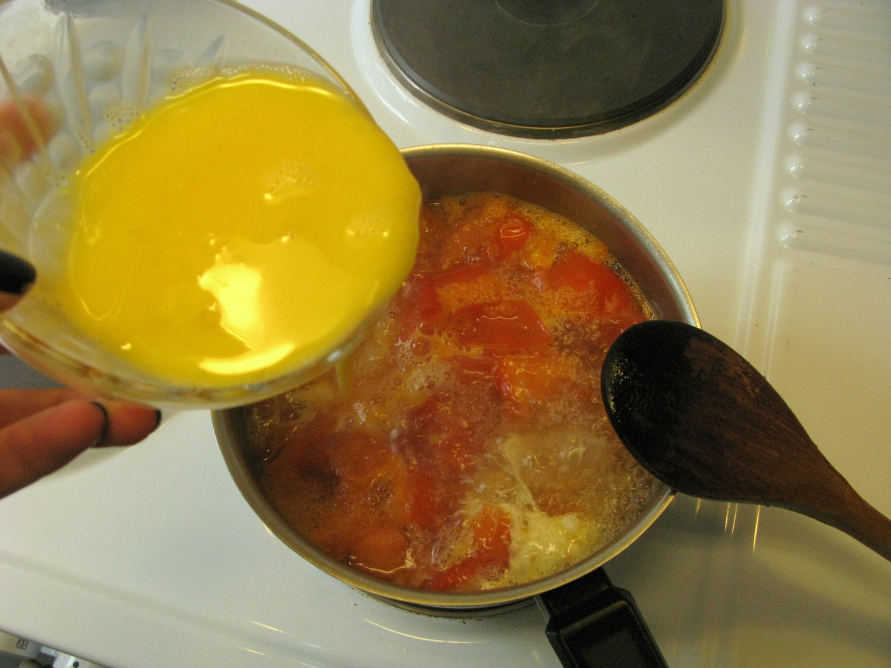 boobpinch:  this takes ten minutes to do: cut tomatoes and put them in a pot with