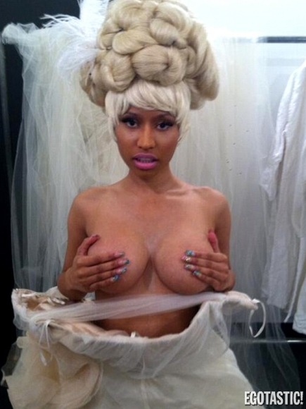 chocolatynipples:  Nicki Minaj adult photos