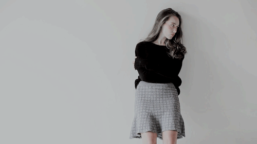 skywalkqrs:  alycia debnam-carey for flaunt magazine