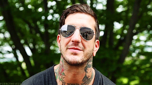 dreaminginwonderlandgirl:  my hero