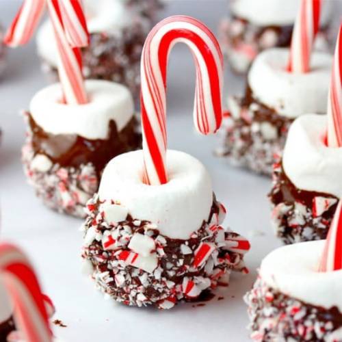 patrick-the-great:  WHO’S SWEETER THAN CHRISTMAS CANDY?I’M NOT GONNA TELL YOU!