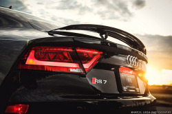 mytrainedwhore:  luxxxuries:  Audi RS7 by Marcel Lech on Flickr.      (via TumbleOn)