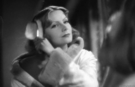 antipahtico: Greta Garbo ~ Mata Hari (1931)