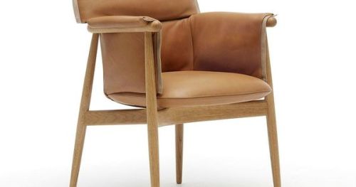 #BagoesTeakFurniture Eoos Embrace Dining Chair in Oak with Caramel Leather Carl Hansen and Son, visi