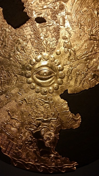 artemisdreaming:Shield of AchillesTreasures from the Wreck of the Unbelievable. Palazzo Grassi,
