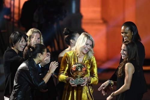 amandine-henrys:amandine-henrys:we love a teamMan I love this photo so much. They were all nominated