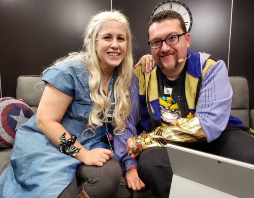 Yes, in our universe, the Mother of Dragons and the Mad Titan are in love and all is right. ❤️❤️❤️ @badcoverversion12 you are my heart. (at New York Comic Con)
https://www.instagram.com/p/BomimVvltnA/?utm_source=ig_tumblr_share&igshid=1xdl7sgp164k1