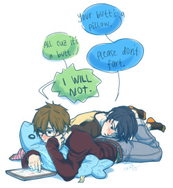 ceejles:  MakoHaru Time!(it happens to everyone when pillowing a butt)