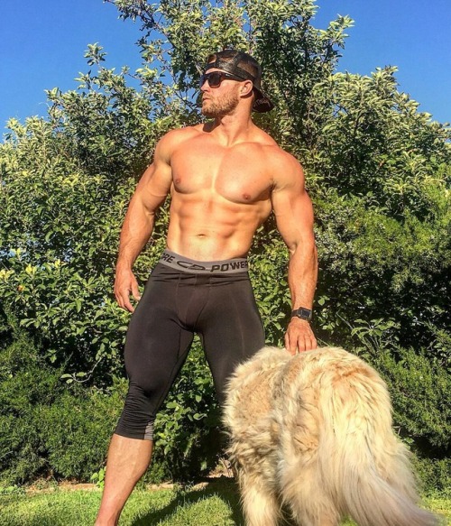 musclebuilding89:  nicephysiques:  @trace.trainer    Follow me