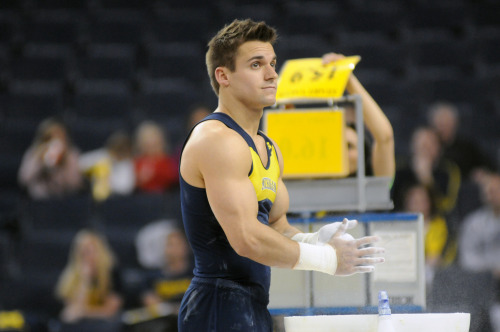 dickpickmanity:  Sam Mikulak, gymnast and all-around hottie.