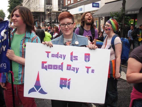 j-applebee:  London LGBT Pride 2014 was the biggest one ever! There was a huge visible bi presence, with over sixty in the bisexual marching group. The wet weather didn’t dampen our spirits too much, and even the biphobic remarks shouted by fellow marcher