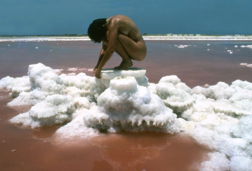 gallowhill:   Yeni y Nan - el agua, la salina, la tierra (Acciones corporales), 1978/1986 