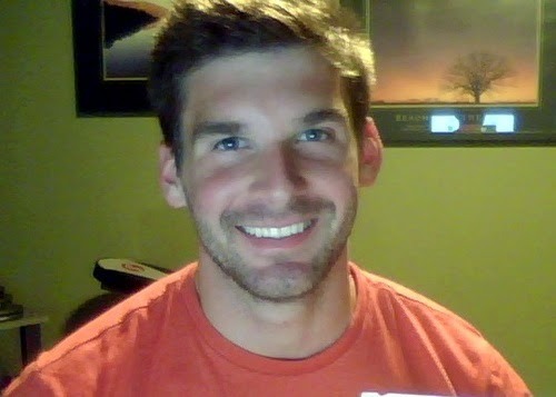 ksufraternitybrother:  KSU-Frat Guy:  Over 52,000 followers and 39,000 posts. Follow me