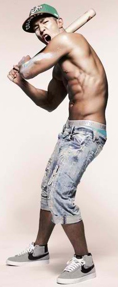 asianmusclefetish:  Original post: http://asianmusclefetish.tumblr.com/ 